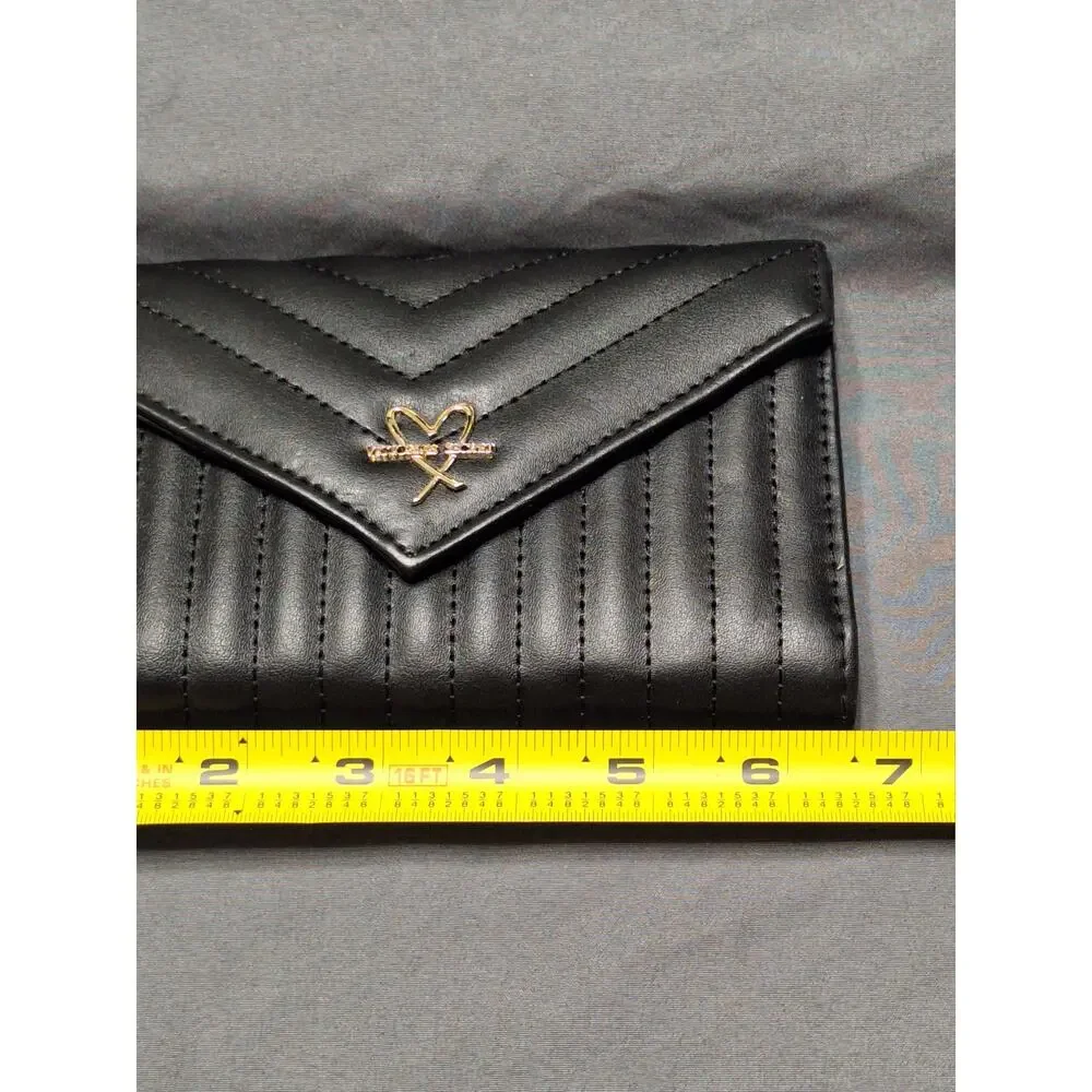 Victoria's Secret V-Quilt Chevron Tech Wristlet Wallet Black - Picture 7 of 7